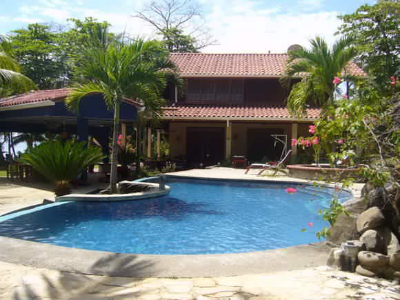 Montezuma Vacation Home