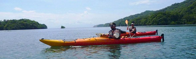 Sea Kayaking in the Monetzuma / Paquera area