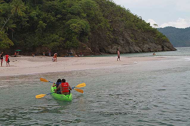 Sea kayak beach rental at Tortuga Island