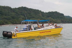 Catamaran boat tour with Zumatours