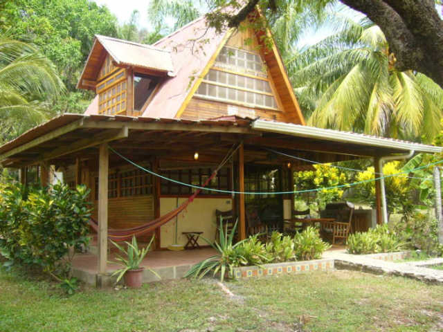 Montezuma Beach Cottage for Rent