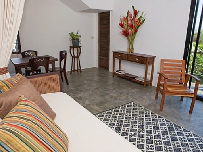 Casa Frangipani living room