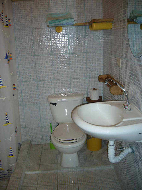 Villa Sollevante toilet & bath